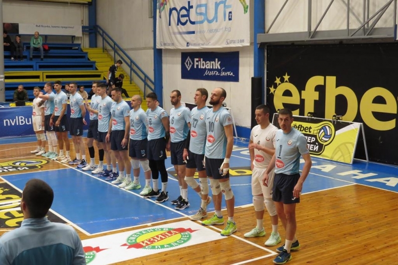 Монтана изпусна шампиона Хебър губейки с 2 3 22 22 22