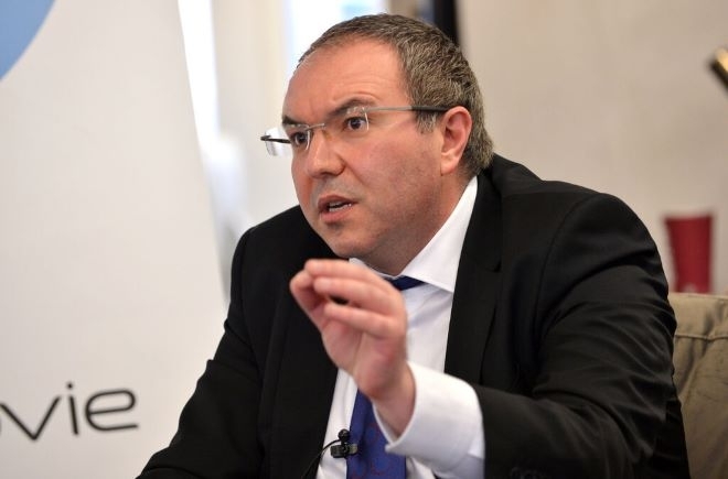 БЕХ може да купи "Лукойл"