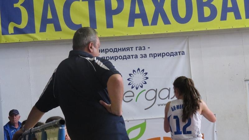 Отборът на Монтана стартира с победа участието си в държавното