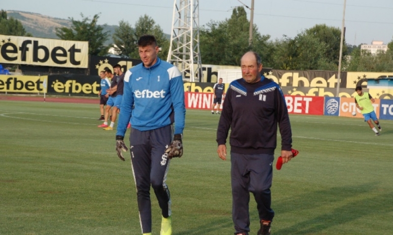 Мирослав Митев вече не е треньор на вратарите на Монтана След