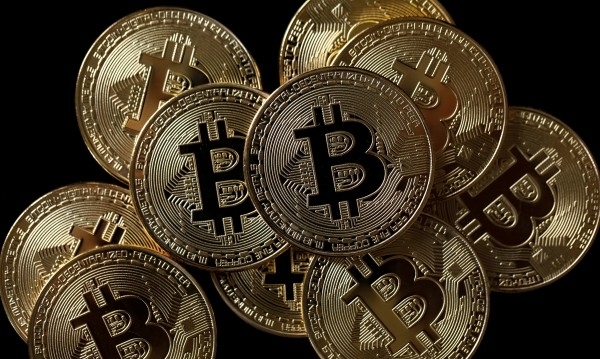 Биткойнът успя да се възстанови до цена от 15 хиляди