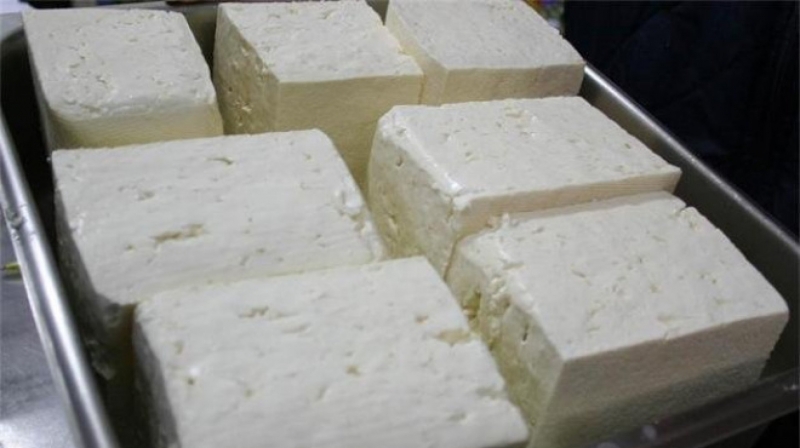 Забранява се използването на думата млечен или нейни производни в