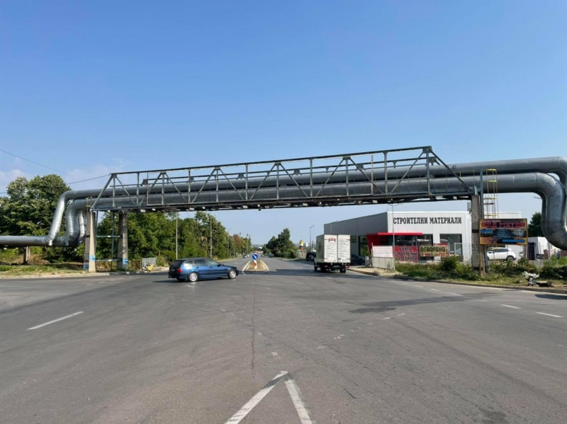 Движението при кръстовището на ул Георги Апостолов и бул Васил