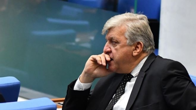 План Б може да е правителство на малцинството Опозицията е