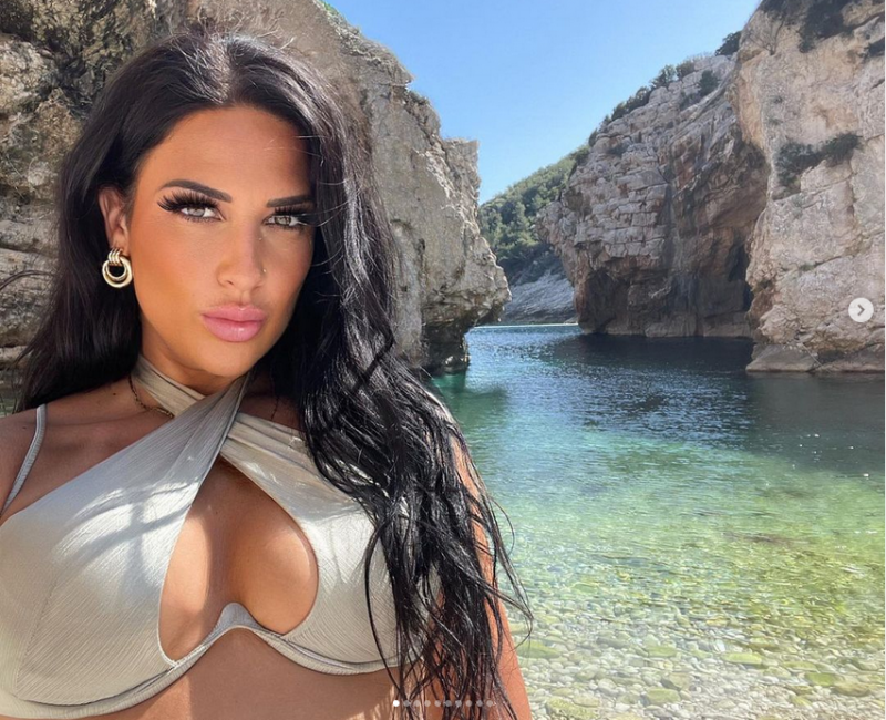 Ако имаше анкета за най сексапилна футболистка то Соня Мария със