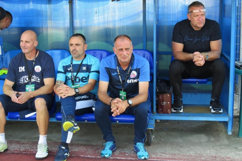 Антони Здравков подаде оставка като старши треньор на Монтана 58 годишният спец