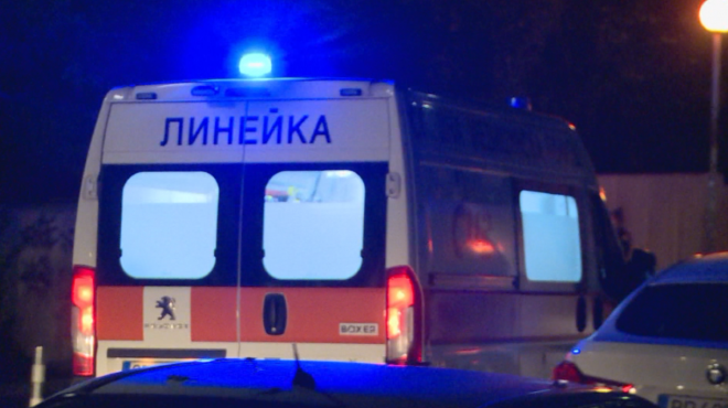 Кръв на пътя! Шофьор удари младеж на пешеходна пътека в Монтана, с комоцио е