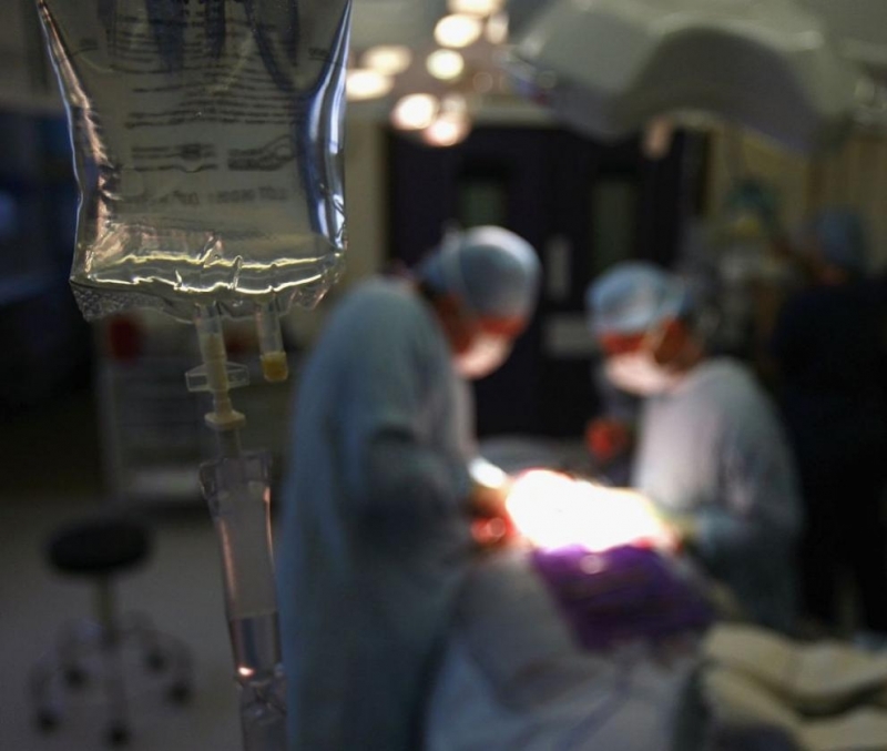 60 годишна жена е в тежко състояние след като е била