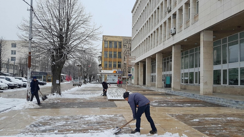 Общинско предприятие Чистота успешно почиства улиците и главните пътни артерии