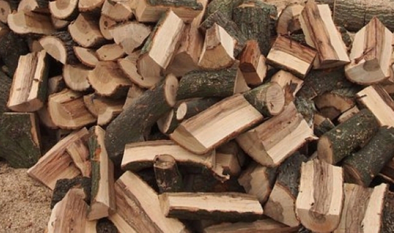 Недостиг на дърва за огрев в Монтанско Хората вече чакат