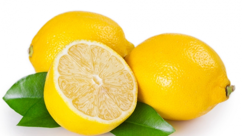 Експерти посочват необикновените свойства на лимона. Той не само е