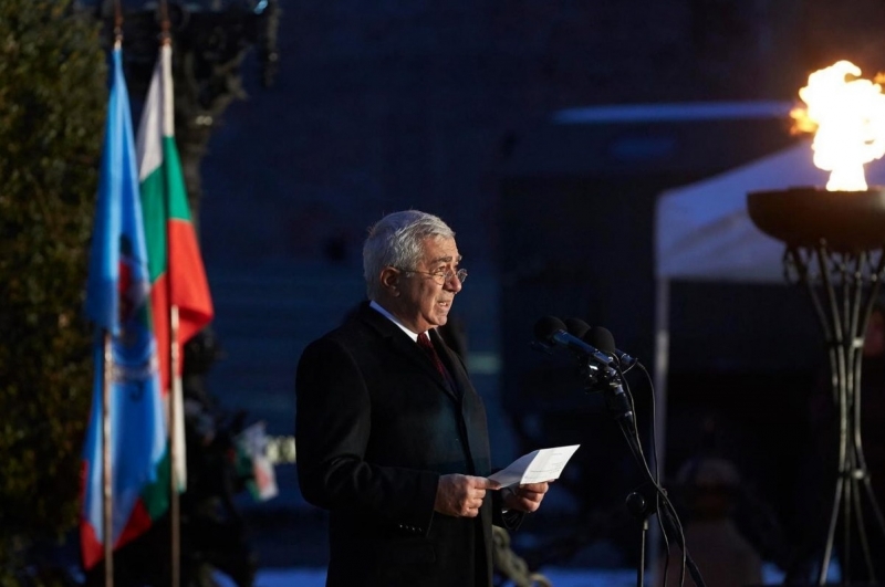 Известният бизнесмен и журналист Васил Василев поиска оставката на провалената