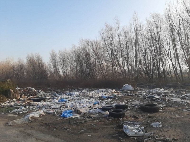 Нерегламентирано сметище е било почистено от екипи на община Бяла