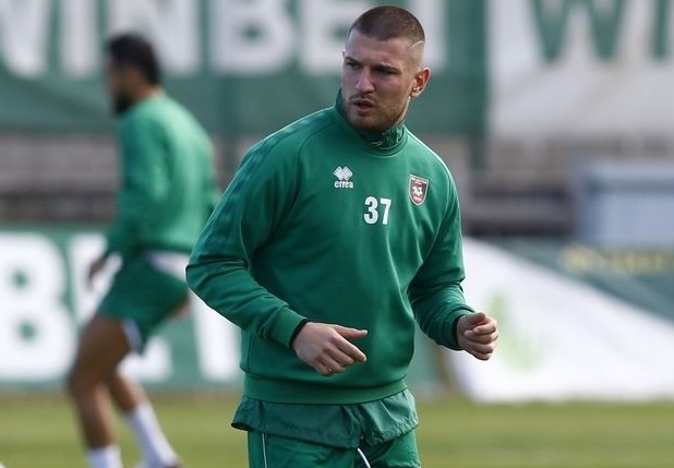 Седми футболист се разделя с Ботев Враца който през новия