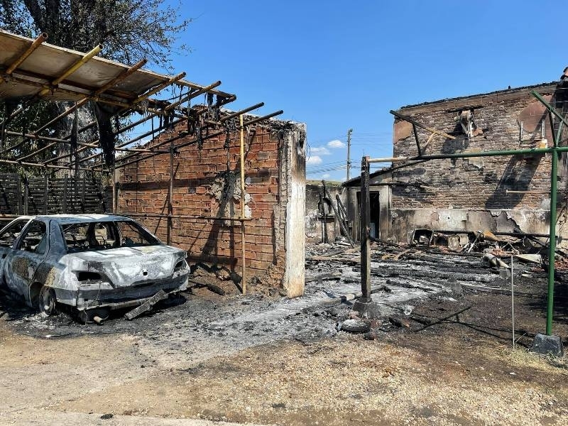 Запалената къща в Мизия е oтмъщение към адвокат научи агенция