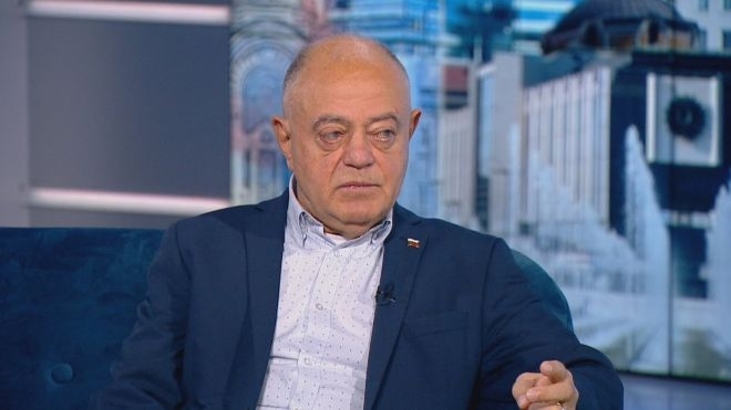 Аз съм твърд привърженик на западната демокрация Много отдавна обмислих