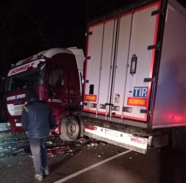 Турски ТИР е предизвикал катастрофата във Видинско съобщиха от областната