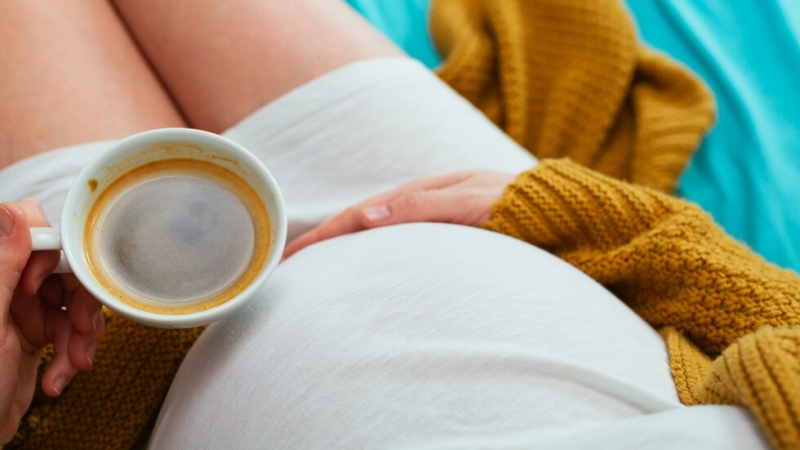 Бременните жени трябва да избягват кофеина под всякаква форма съобщи