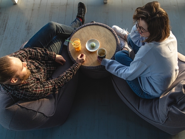 Според едно проучване най успешни са не връзките които се основават