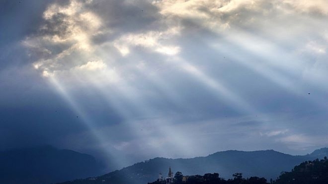 През нощта ще преобладава ясно време В по голямата част от