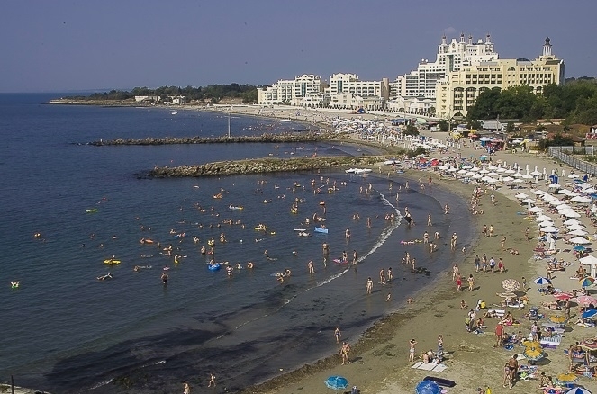 След проведени конкурси правителството определи концесионерите на морските плажове Къмпинг