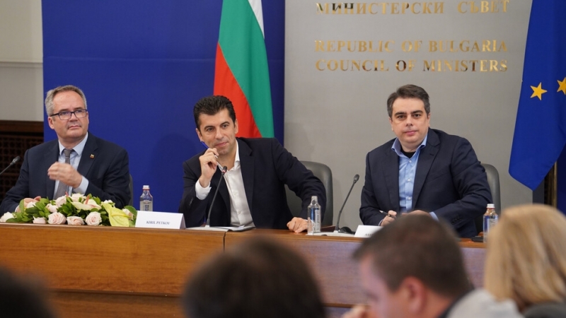 Амбициозен сценарий за растеж на българската икономика очерта премиерът Кирил