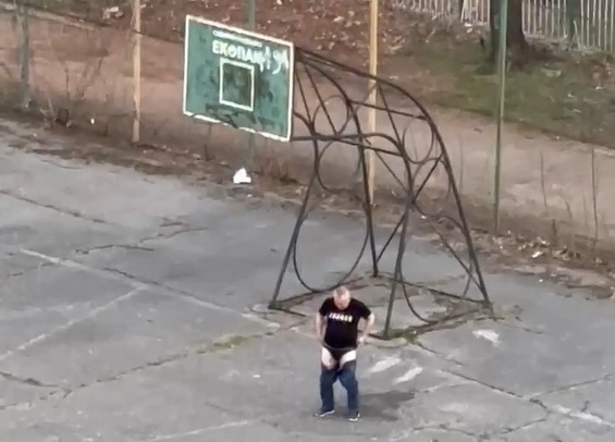 Златен медал! Вижте новия шампион по простащина във Враца /видео/