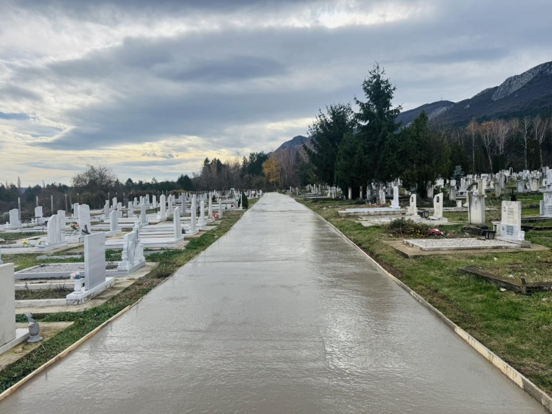 Продължава облагородяването на Новия гробищен парк на Враца /снимки/