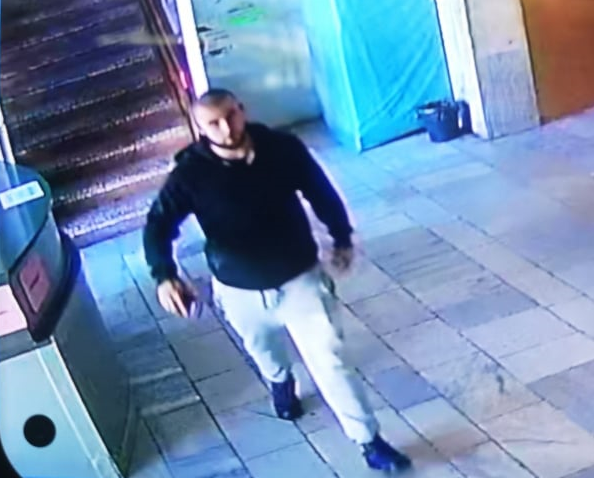 МВР Враца търси бандит потрошил лекарски кабинет в МБАЛ Христо Ботев Престъпното