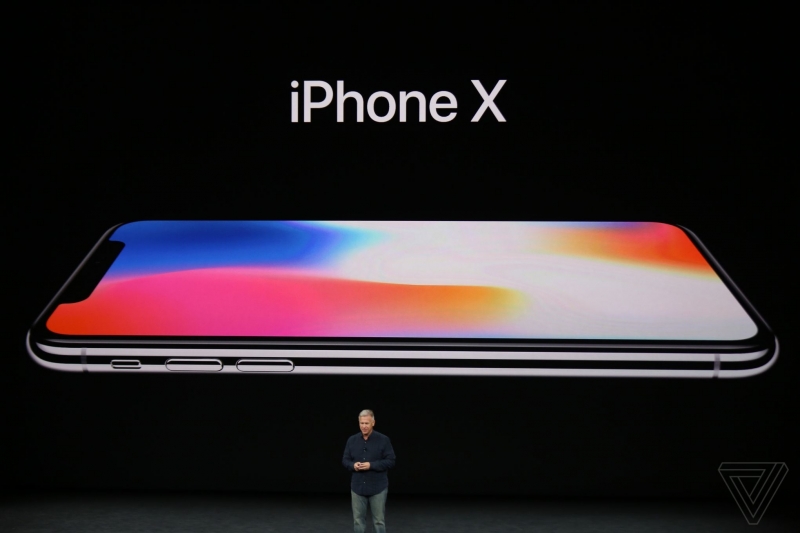 На 3 ноември Apple започва доставките и продажбите на новия