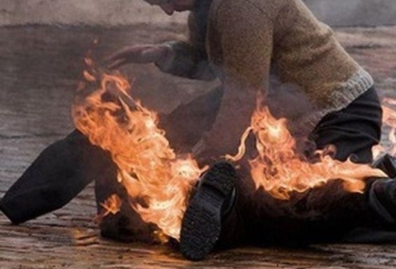 Мъж се е самозапалил преди минути в Мизия научи ексклузивно