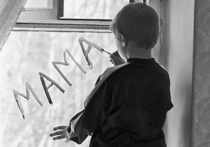 76 деца са вписани в регистъра за пълно осиновяване в