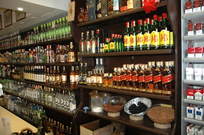 Кражба на три бутилки алкохол е извършил жаден врачанин от