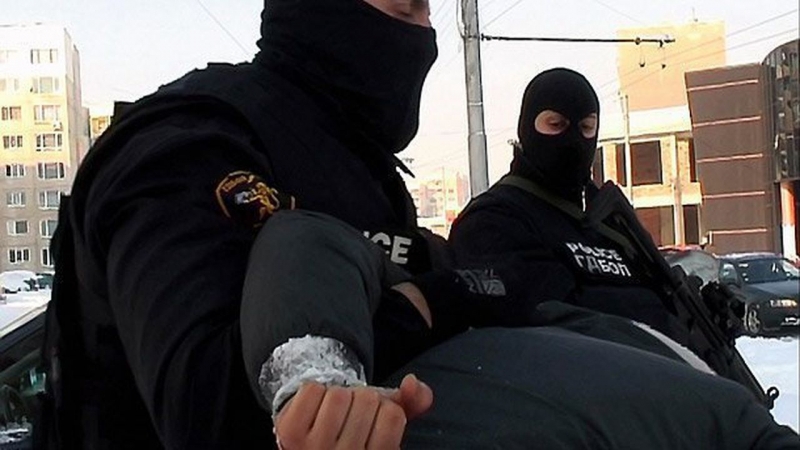 Полицейска акция срещу финансирането на протестите от 1 декември провежда