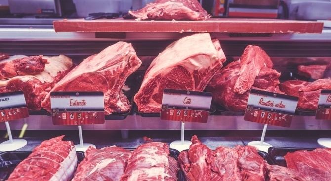 Китай прекрати целия си внос на месо от Канада което