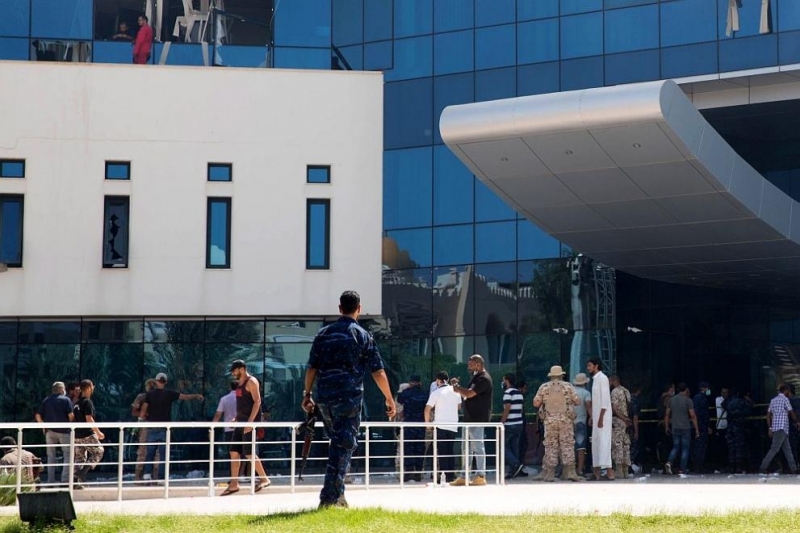 Единственото функциониращо летище в либийската столица Триполи беше подложено на