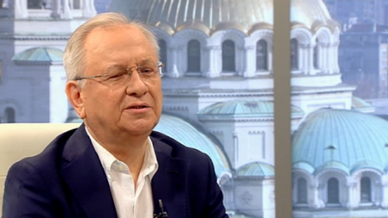 Осман Октай: Президентът Радев да се готви за временно кризисно правителство