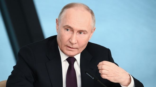 Руският президент Владимир Путин подписа пакет от мерки за повишаване