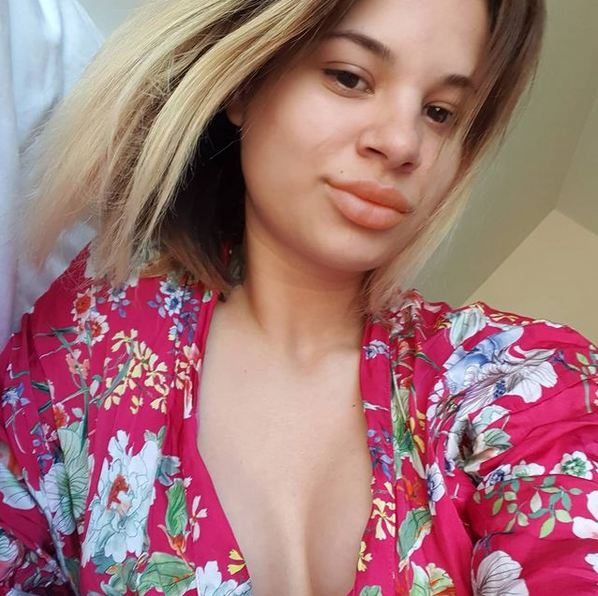 Ела Болд е една от новите звезди във филмите за