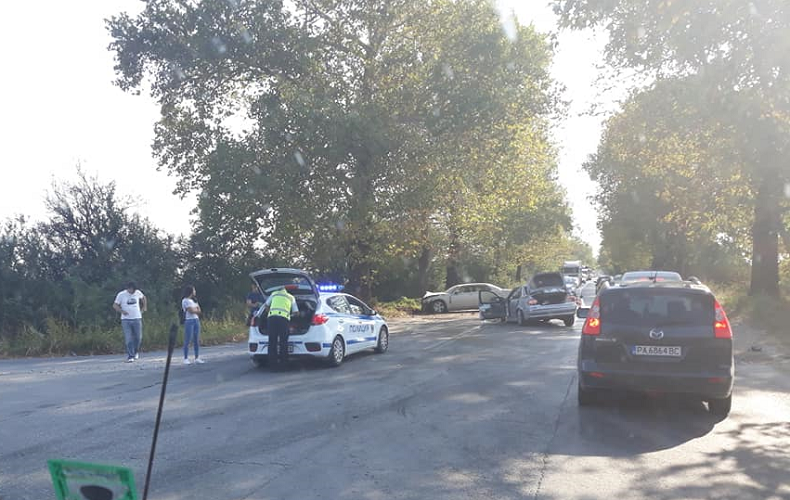 Тежка катастрофа е станала тази сутрин на пътя Пловдив -