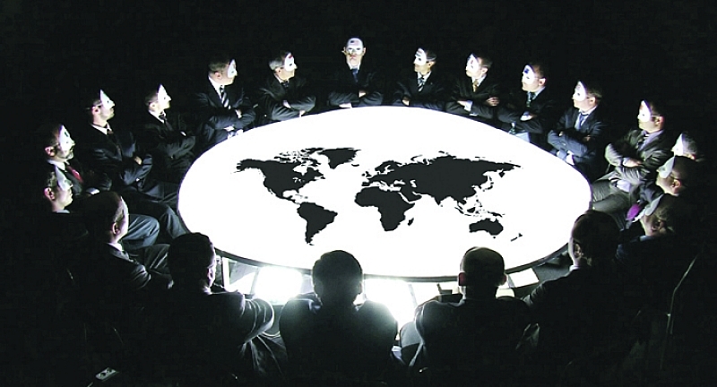 Доналд Тръмп е нарушил 250 годишното споразумение на Кралския политически елит