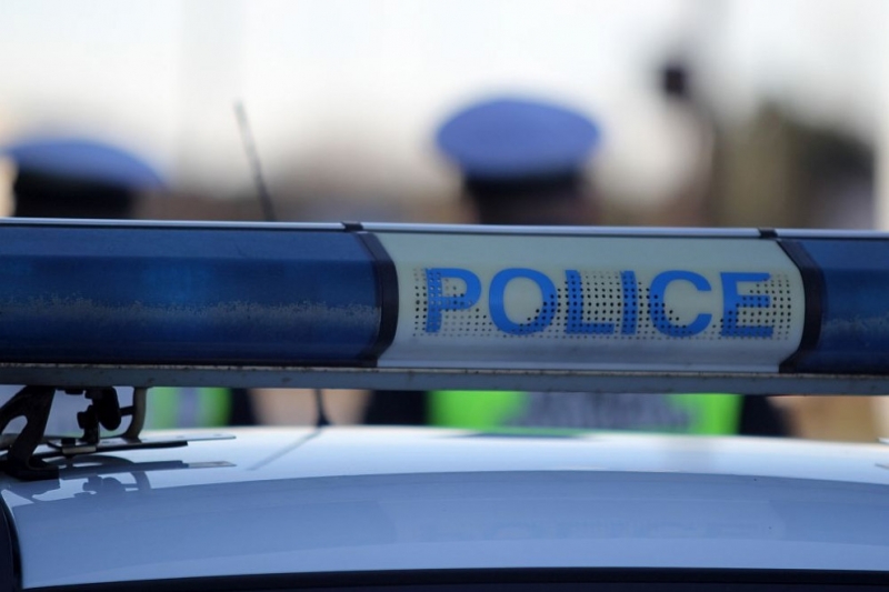 Задържаха три деца нападнали и ограбили възрастна жена в Плевенско съобщиха