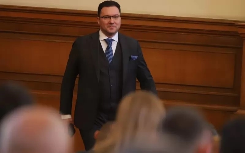 Бивш външен министър от ГЕРБ осъди прокуратурата за 50 000 лв.