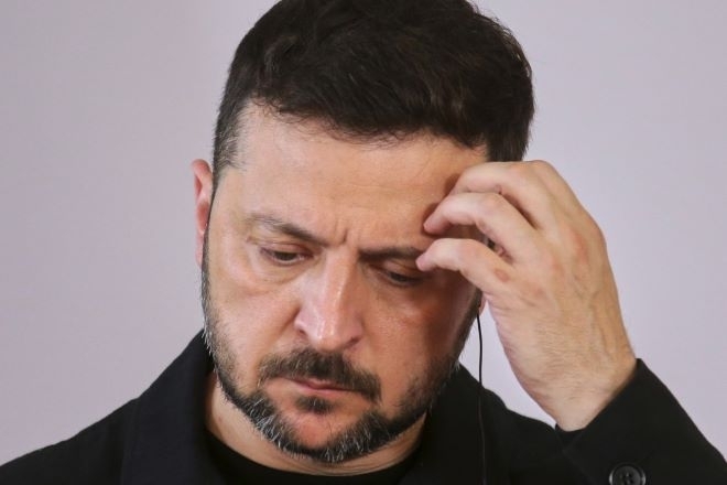 "Отписан истерик" - Украински политици вещаят мрачно бъдеще за Зеленски