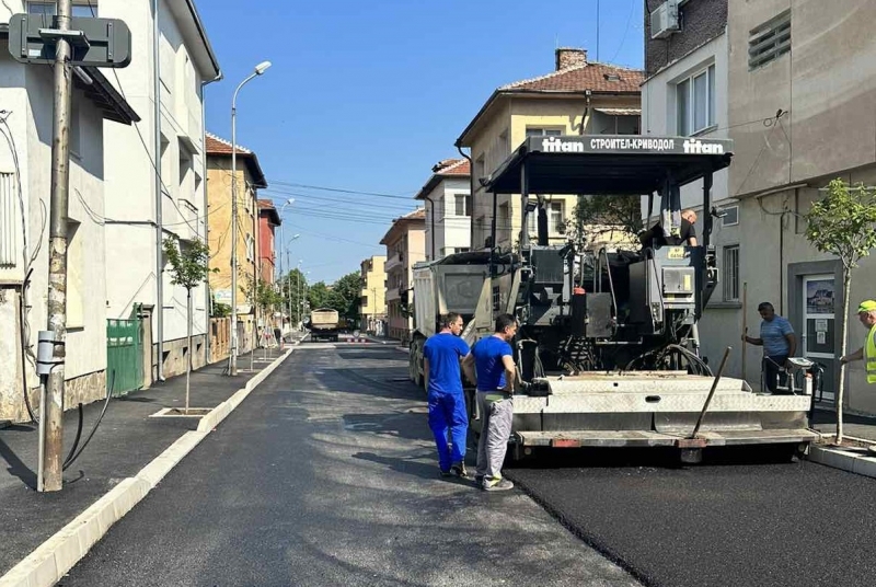 Топ строителната фирма на Северозапада Строител Криводол ударно разкрасява Враца