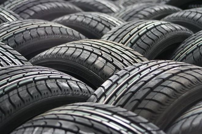 Предвиждат нови правила за автомобилните гуми в ЕС