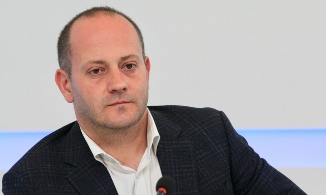 Аргументът на Трифонов е фалшив а използването му е позорно