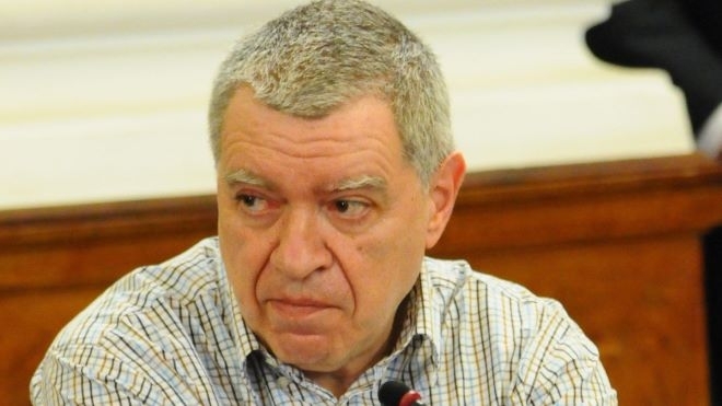 Проф Михаил Константинов отказа да коментира какво би се случило
