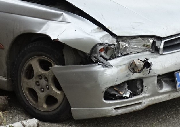 Пиян шофьор е катастрофирал във Враца съобщиха от полицията На