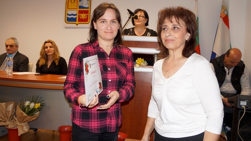 По случай Международния ден на жената 8 март през